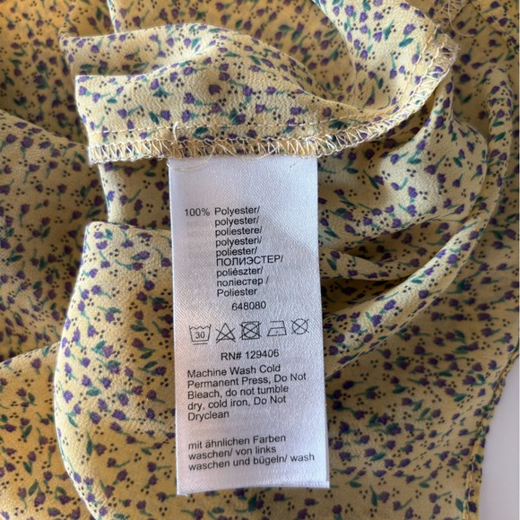 Bodyflirt Yellow Floral Ruffle Cap Sleeve V-Neck Blouse Size 6 - Picture 8 of 10